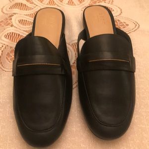 Black flat slip on